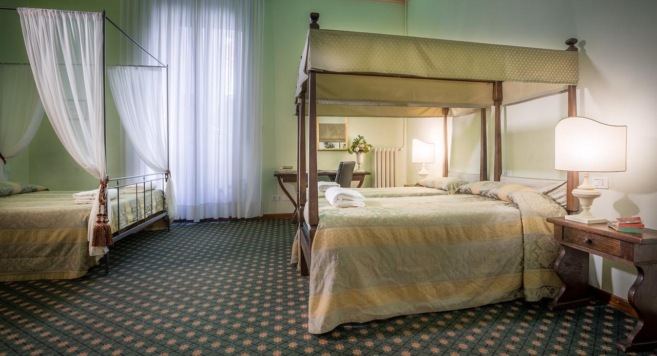 Torre Guelfa Palazzo Acciaiuoli 4* Florença