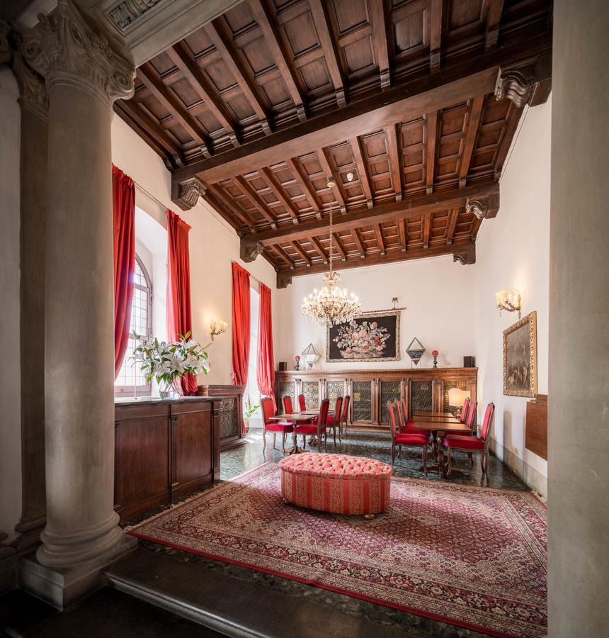 Torre Guelfa Palazzo Acciaiuoli 4* Florença